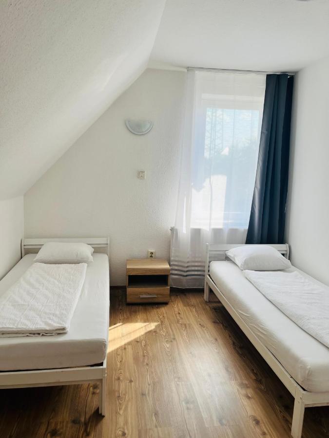 Gabor Panzio Lejlighedshotel Gyál Eksteriør billede